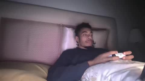 Snapshot of magicsempai chatting on December 2024 03:26:01 PM Magicsempai online show from December 2024 03:26:01 PM