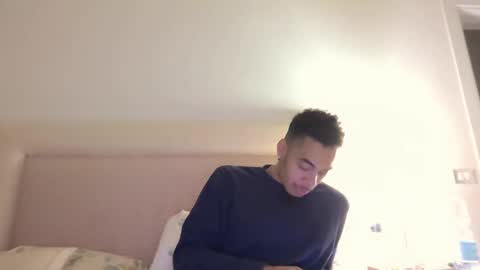 Snapshot of magicsempai chatting on January 2025 03:18:02 PM Magicsempai online show from January 2025 03:18:02 PM