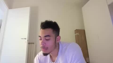 Snapshot of magicsempai chatting on January 2025 11:49:02 AM Magicsempai online show from January 2025 11:49:02 AM