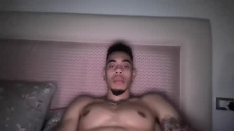 Snapshot of magicsempai chatting on February 2025 03:31:02 PM Magicsempai online show from February 2025 03:31:02 PM