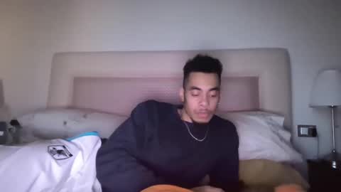 Snapshot of magicsempai chatting on February 2025 03:08:01 PM Magicsempai online show from February 2025 03:08:01 PM