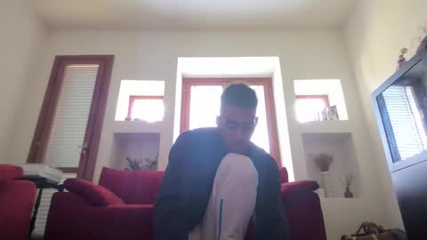 Snapshot of magicsempai chatting on October 2025 10:49:01 AM Magicsempai online show from October 2025 10:49:01 AM