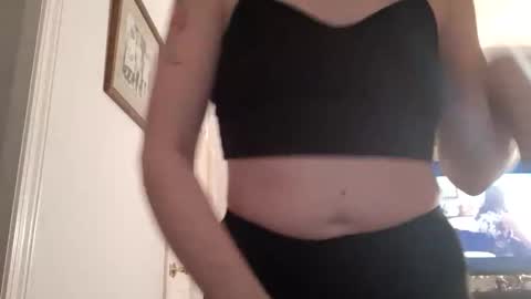 Snapshot of magictouchbunny chatting on April 2026 05:41:01 AM Bunny online show from April 2026 05:41:01 AM