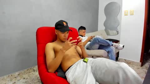 Snapshot of magnificent_star18 chatting on September 2025 11:06:02 PM RONALD online show from September 2025 11:06:02 PM