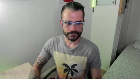     online show from May 2026 02:51:02 AM