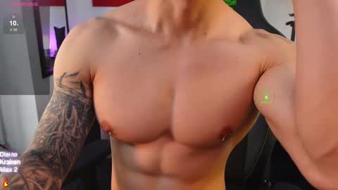 Snapshot of magnus_savage chatting on October 2025 04:16:01 PM If you want me to use the Lovense please let me know -- online show from October 2025 04:16:01 PM