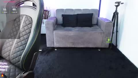 Snapshot of magnus_savage chatting on November 2025 04:34:02 PM If you want me to use the Lovense please let me know -- online show from November 2025 04:34:02 PM