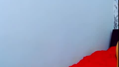 Snapshot of maia_bronce chatting on September 2025 12:32:01 AM Maia Bronce online show from September 2025 12:32:01 AM