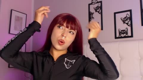 Maia Reficco online show from April 2026 11:43:01 AM