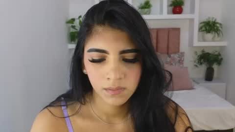 Maiaa Ruiz  online show from June 2026 02:09:01 PM