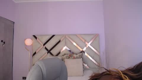 Snapshot of maiacharris_ chatting on April 2026 12:09:02 PM Maia Charris online show from April 2026 12:09:02 PM