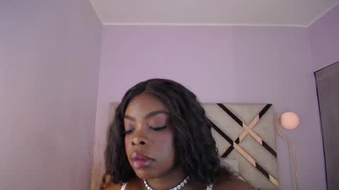 Maia Charris online show from May 2026 12:43:01 PM