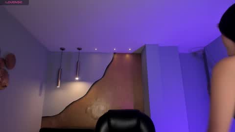  Maia  online show from November 2025 05:46:01 PM