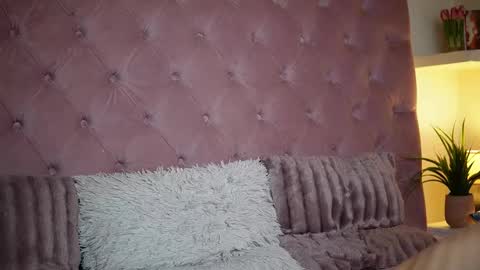  Maia  online show from January 2026 09:16:01 PM