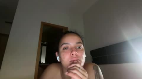 Snapshot of maiapark chatting on July 2026 11:00:01 PM Maia online show from July 2026 11:00:01 PM