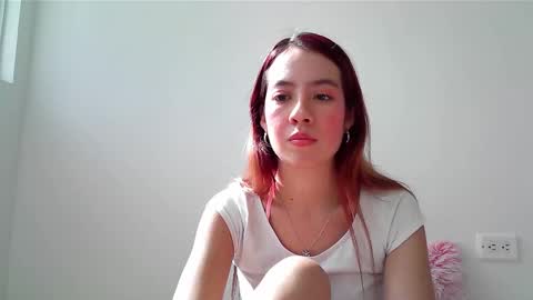 Snapshot of maiarosse_ chatting on January 2025 02:19:01 PM MaiaRosse online show from January 2025 02:19:01 PM