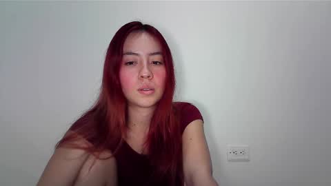 Snapshot of maiarosse_ chatting on March 2025 05:22:02 AM MaiaRosse online show from March 2025 05:22:02 AM