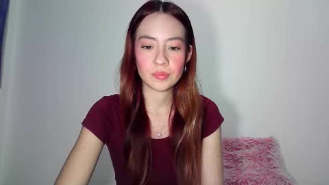 Snapshot of maiarosse_ chatting on October 2025 01:53:02 AM MaiaRosse online show from October 2025 01:53:02 AM
