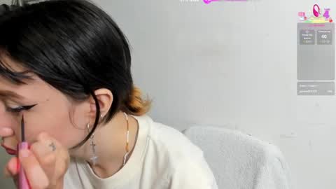 Snapshot of maibys_cute chatting on May 2026 04:19:02 AM maibys online show from May 2026 04:19:02 AM