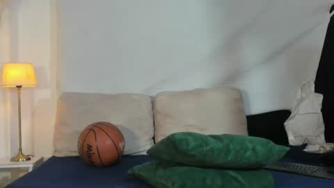 maicolparker0 online show from July 2026 12:44:01 PM