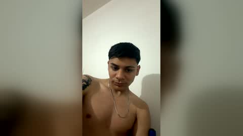 maicolzarate19 online show from May 2026 04:42:02 AM