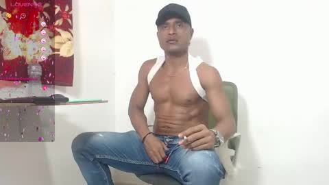 . Maik Alen . online show from May 2026 01:05:02 PM
