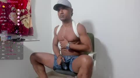 Snapshot of maik_alen chatting on June 2026 11:34:01 AM . Maik Alen . online show from June 2026 11:34:01 AM