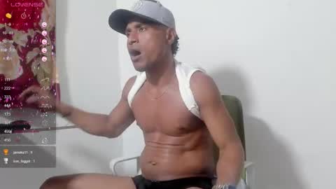 Snapshot of maik_alen chatting on June 2026 02:55:02 AM . Maik Alen . online show from June 2026 02:55:02 AM