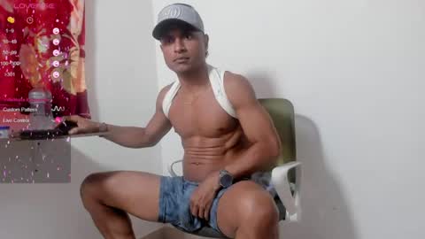 Snapshot of maik_alen chatting on July 2026 12:29:02 PM . Maik Alen . online show from July 2026 12:29:02 PM