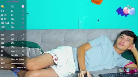 Snapshot of maikol_ortizz chatting on November 2025 01:34:02 PM Maikol online show from November 2025 01:34:02 PM