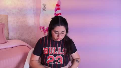 mailyn_rose online show from October 2025 03:19:01 PM