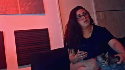 Maipi online show from November 2025 04:55:01 AM