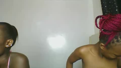 maira luv1 online show from April 2026 07:33:01 PM