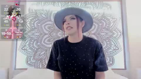 Snapshot of maiskeenzamara chatting on December 2025 01:39:01 PM Zamara.... online show from December 2025 01:39:01 PM