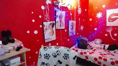 Maite online show from November 2025 11:43:01 AM