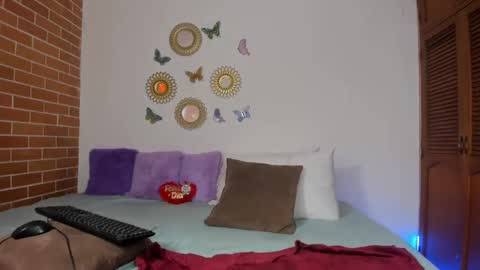 Snapshot of maja_hills chatting on January 2025 05:22:02 PM maja_hills online show from January 2025 05:22:02 PM