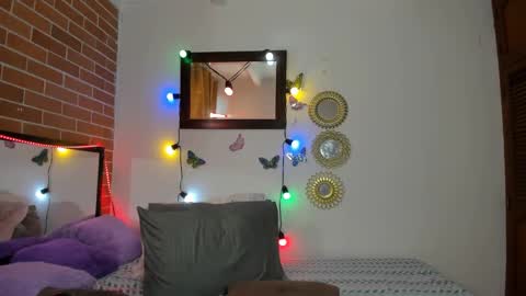 Snapshot of maja_hills chatting on February 2025 06:09:01 PM maja_hills online show from February 2025 06:09:01 PM