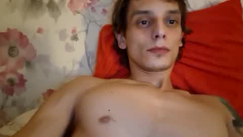 majlosustik online show from December 2024 11:45:01 PM