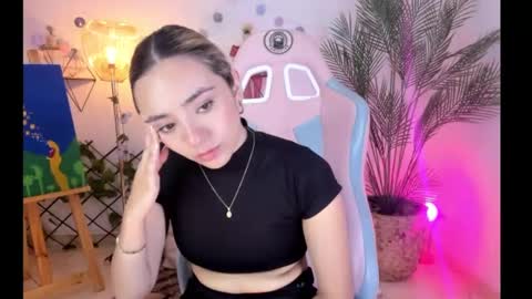 Snapshot of majo_gomez chatting on December 2024 07:56:02 PM Majo online show from December 2024 07:56:02 PM