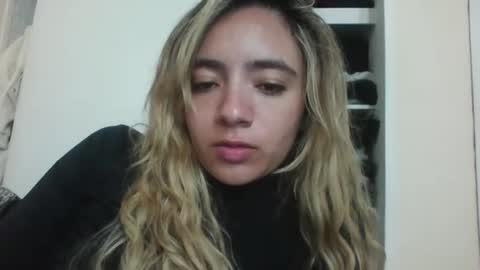 majo_gomezz online show from December 2025 04:40:01 AM