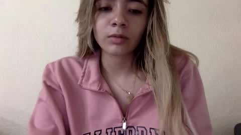 majo_gomezz online show from April 2026 03:04:02 AM