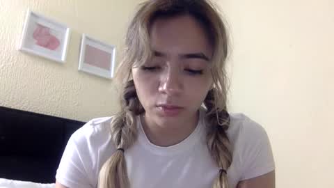 majo_gomezz online show from April 2026 05:36:02 AM