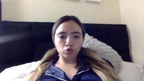 majo_gomezz online show from May 2026 03:35:02 AM