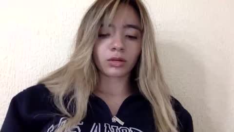 majo_gomezz online show from May 2026 01:56:01 AM