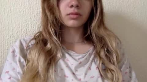 majo_gomezz online show from June 2026 03:03:01 PM