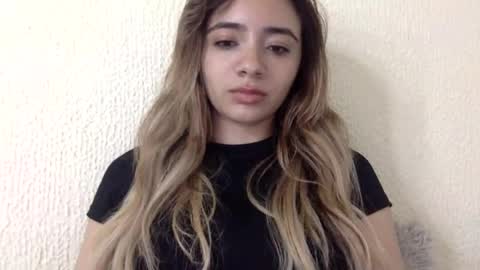 majo_gomezz online show from June 2026 04:21:02 AM