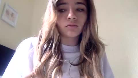 majo_gomezz online show from June 2026 03:38:02 PM