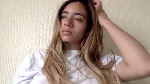 majo_gomezz online show from June 2026 05:14:02 PM