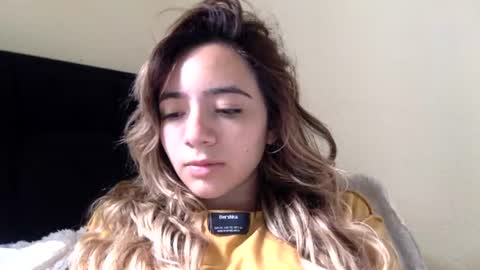 majo_gomezz online show from July 2026 05:04:02 PM