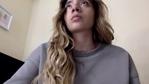 majo_gomezz online show from July 2026 05:09:02 AM